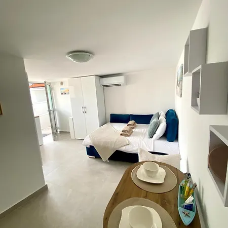 Escape Studio Apartment Koper Exterior photo