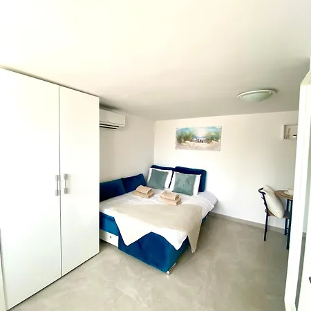 Escape Studio Apartment Koper Exterior photo