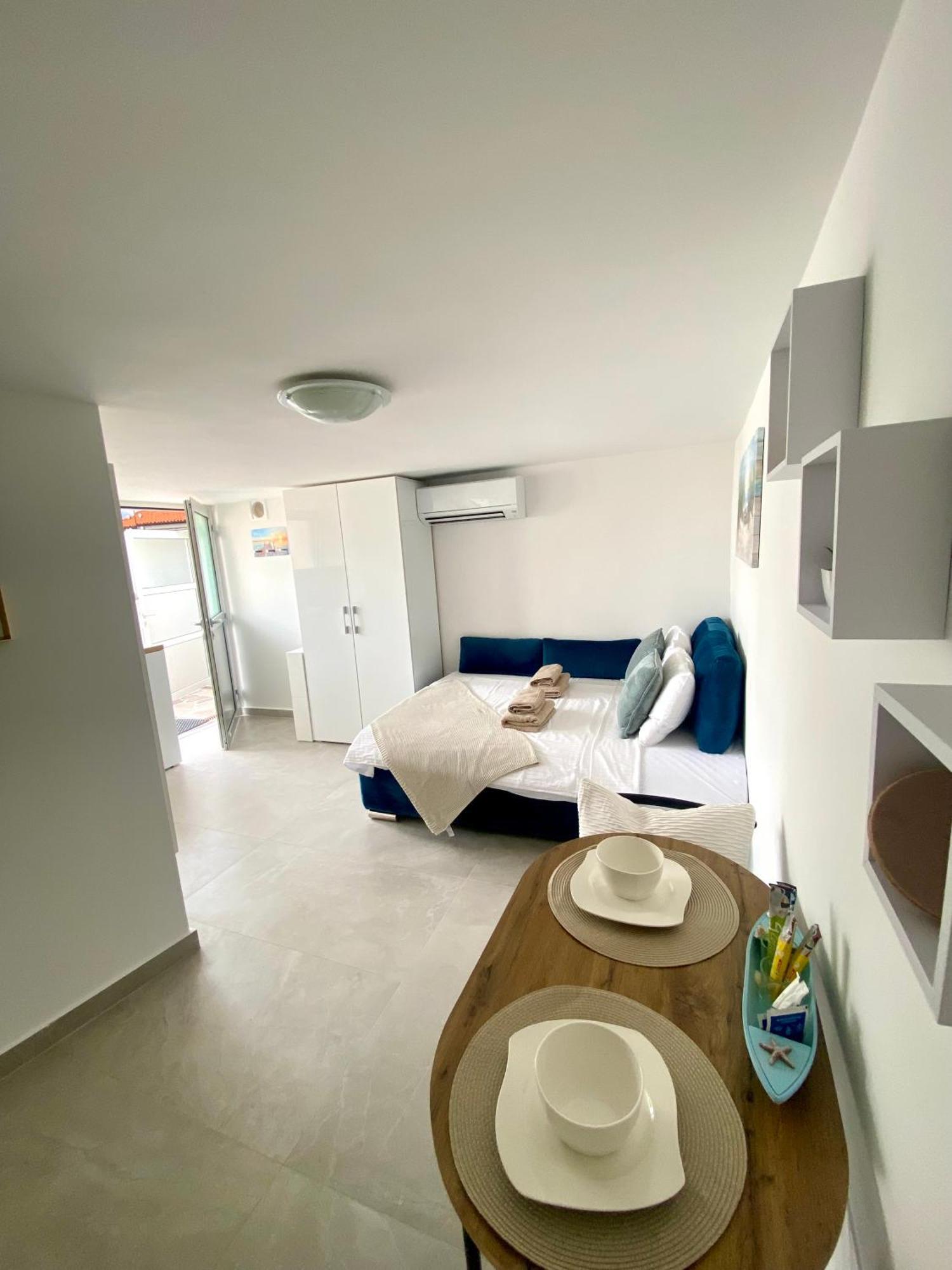 Escape Studio Apartment