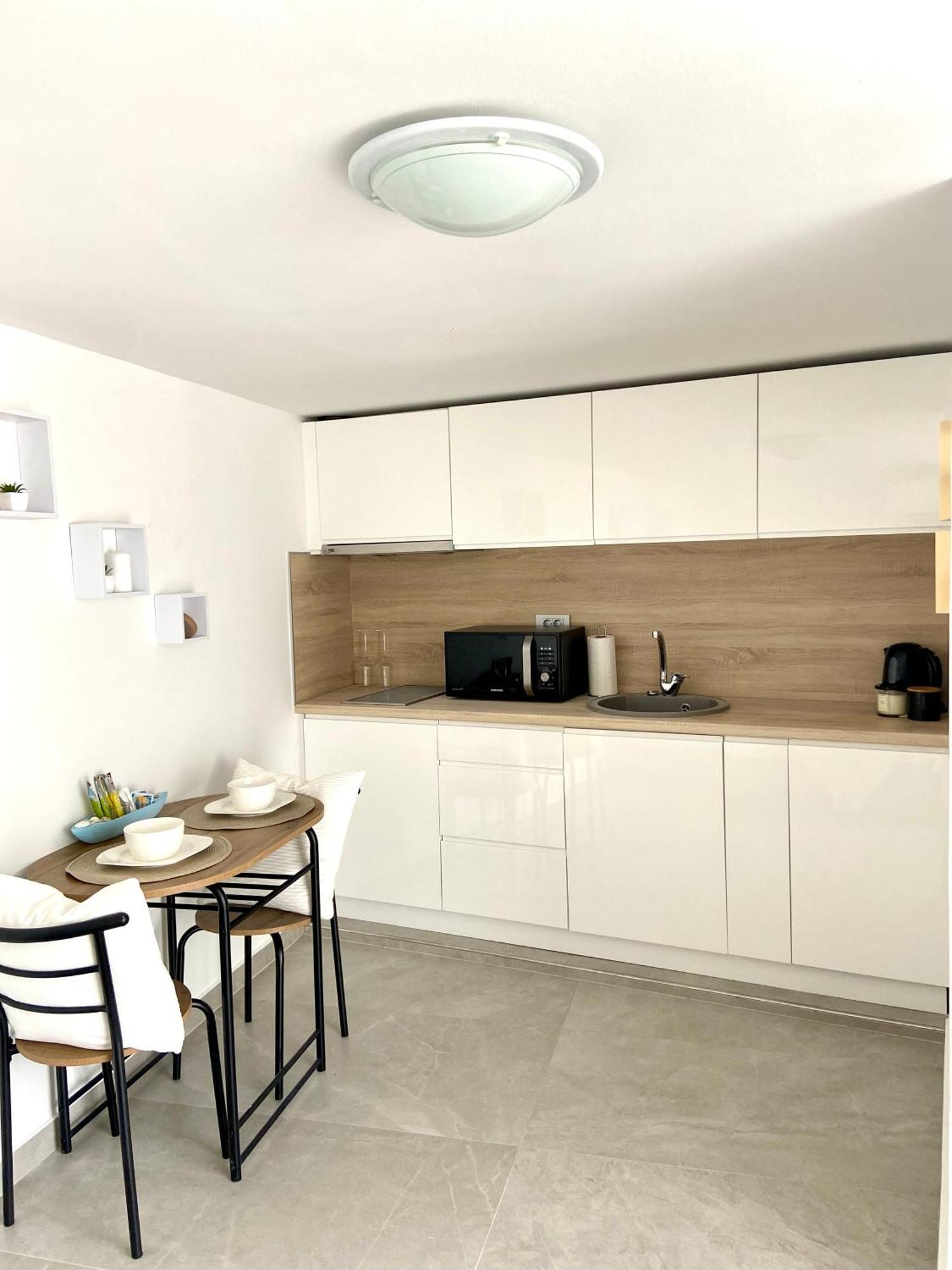 Escape Studio Apartment Koper
