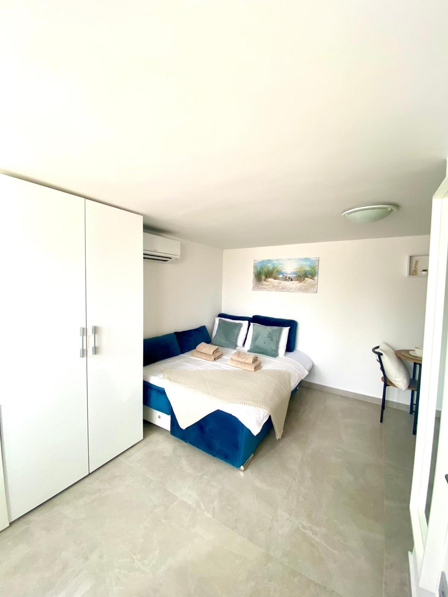 Escape Studio Apartment