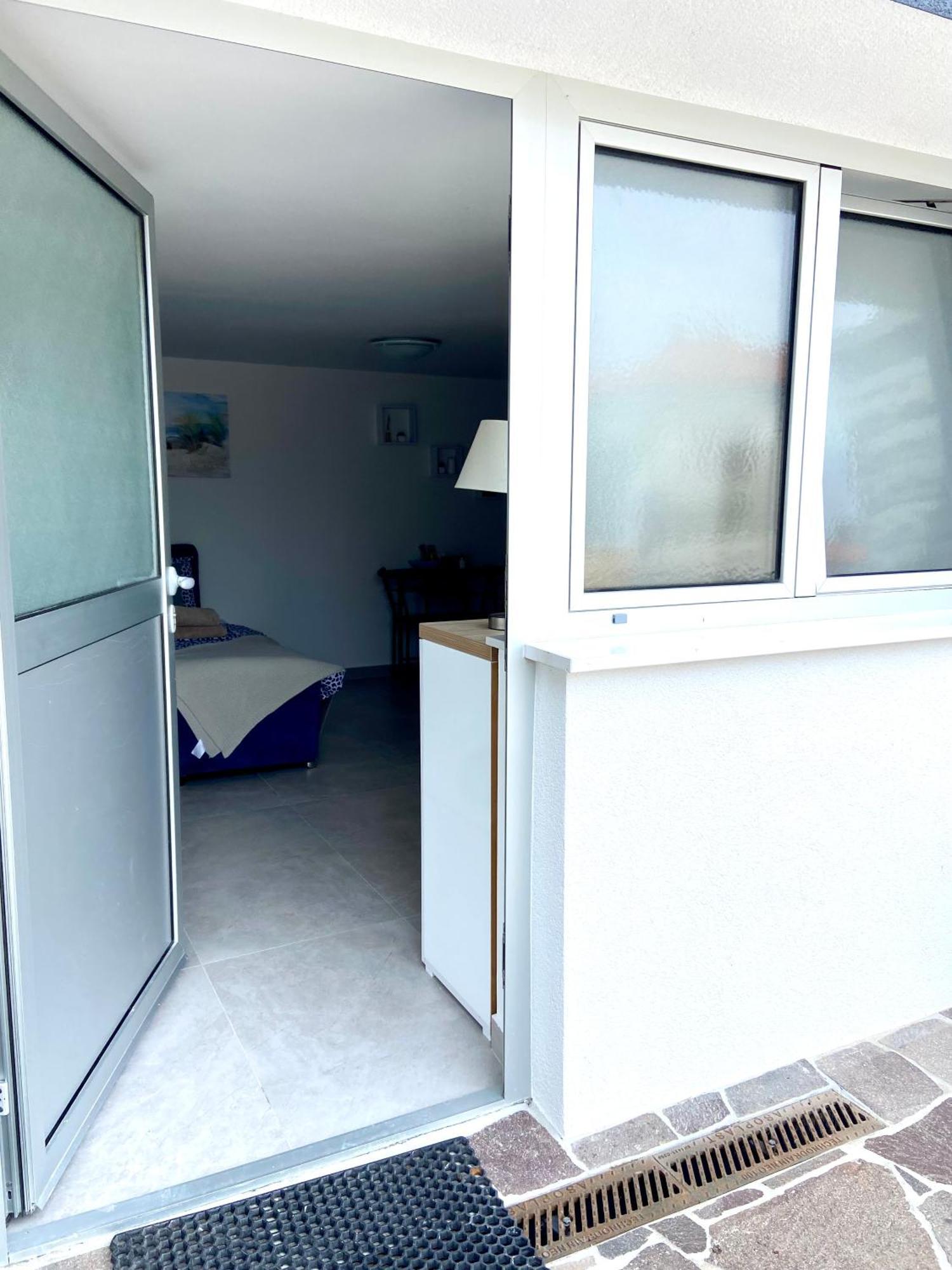 Apartment Escape Studio *